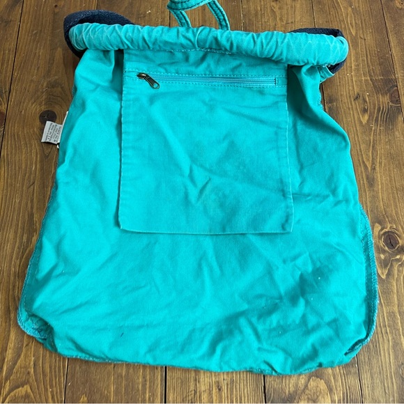 Life is good drawstring backpack teal with flower - Picture 6 of 7